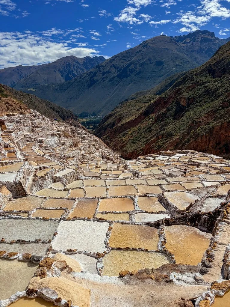 Pozas de evaporación de sal en Maras