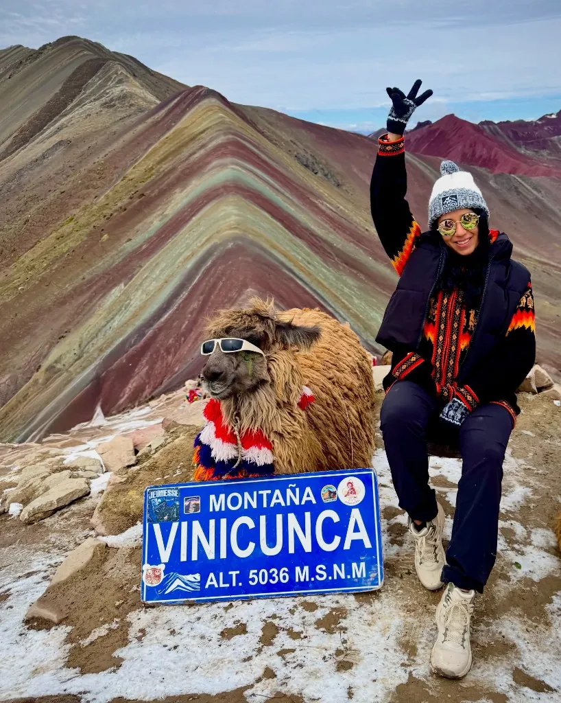 Group at the Vinicunca viewpoint